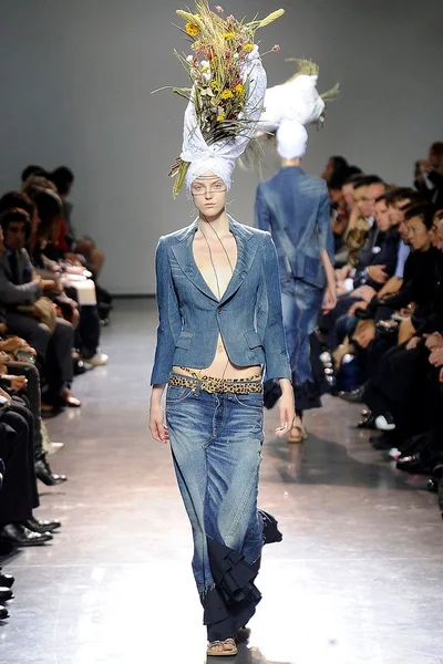 Look 34